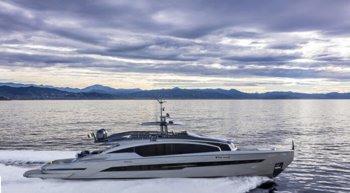 PERSHING PRESENTA EL BUQUE INSIGNIA EN LA NUEVA GAMA GTX