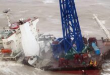 NAUFRAGIO EN EL MAR DE CHINA MERIDIONAL: UN BUQUE SE PARTE EN DOS EN MEDIO DE UN FEROZ TIFÓN Y HAY 27 DESAPARECIDOS