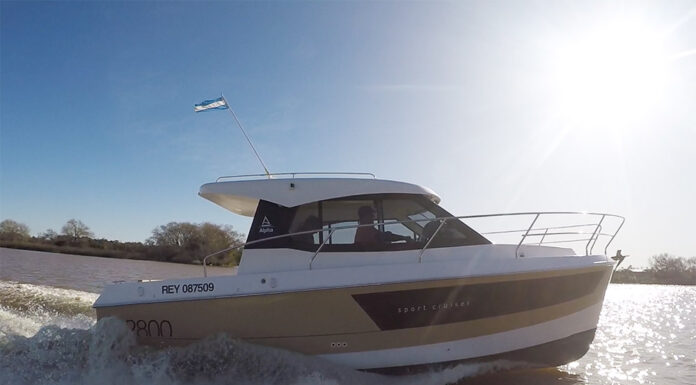 EL “GRAN SALTO” DE LA LANCHA AL CRUCERO: SPORT CRUISER ALPHA 2800