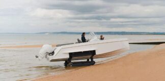 IGUANA YACHTS LANZA UN NUEVO MODELO DE ANFIVIO PARA EL VERANO: EL IGUANA SPORT