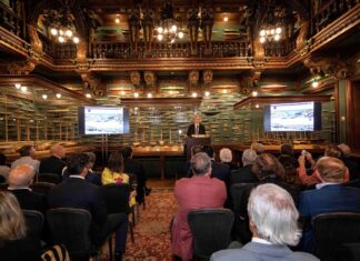 EL SALÓN NÁUTICO INTERNACIONAL DE GÉNOVA VISITA NUEVA YORK