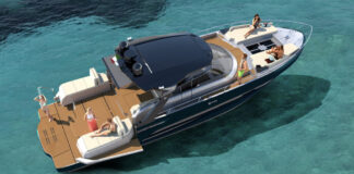 470 REGINA, FIM PRESENTA EL BARCO CON PISCINA DE PROA