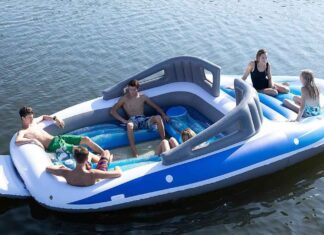 LA “LANCHA PARA POBRES” QUE ARRASÓ EN VENTAS EN AMAZON: TIENE 6 M DE ESLORA Y CUESTA 320 DÓLARES