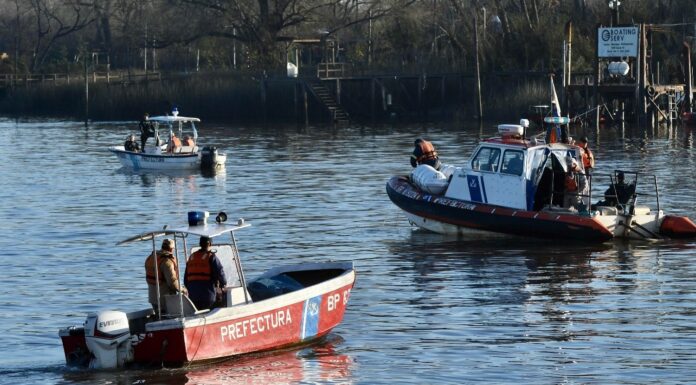 HALLARON LOS CUERPOS DE LAS DOS VÍCTIMAS DEL ACCIDENTE DE LANCHAS EN EL RÍO LUJÁN