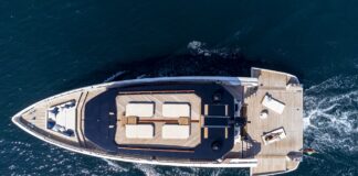 EVO V8, EL BARCO QUE SE “EXPANDE”