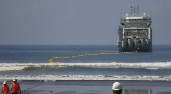 El ENACOM AUTORIZÓ A GOOGLE A INSTALAR UN CABLE QUE CONECTARÁ LAS TONINAS CON EEUU