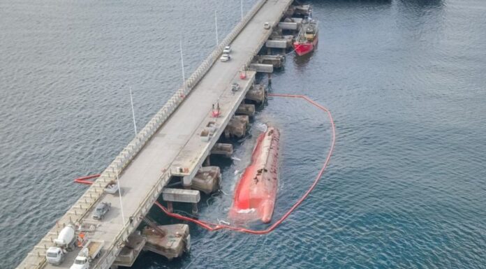 A 20 DIAS DEL SU NAUFRAGIO ¿CUAL ES LA SITUACIÓN DEL “PESCARGEN IV”, EL BARCO QUE SE HUNDIÓ EN EL MUELLE STORNI EN PUERTO MADRYN?
