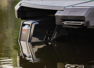 BRP PRESENTÓ EL NUEVO Y ESPERADO MOTOR FUERA DE BORDA ROTAX QUE INICIALMENTE ESTARÁ DISPONIBLE EN DOS POTENCIAS: 115 Y 150 HP