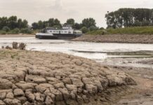 EL RÍO RIN ALCANZA NIVELES CRÍTICOS Y COMPLICA EL TRANSPORTE FLUVIAL EN EUROPA