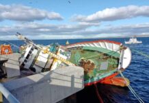 SE HUNDIÓ UN BUQUE EN EL MUELLE DE PUERTO MADRYN
