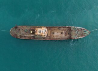 VIDEO – FUE HUNDIDO EL BUQUE “SIMBAD” EN EL PARQUE SUBMARINO CRISTO REY FRENTE A MAR DEL PLATA