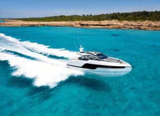 FAIRLINE AMPLÍA LA GAMA TARGA CON UN NUEVO MODELO