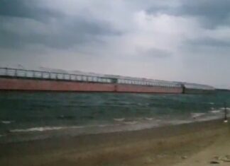 ITUZAINGÓ: FUERTES VIENTOS ARRASTRARON UNA BARCAZA QUE CIRCULABA POR EL RÍO PARANÁ HACIA COSTA