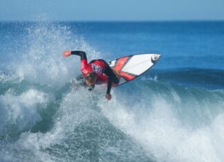 EL EQUIPO DE SURF DE EEUU APLICA LA INTELIGENCIA ARTIFICIAL PARA MEJORAR EL RENDIMIENTO Y REDUCIR RIESGOS DE ACCIDENTE