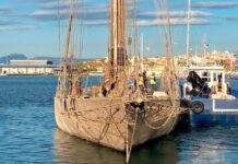 VIDEO – REFLOTAN LA GOLETA “ELEONORA E” DE 50 M QUE SE HUNDIÓ EN TARRAGONA EN JUNIO