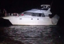 PASO DE LA PATRIA – REFLOTARON EL YATE HUNDIDO EN EL PARANÁ HACE CASI UN MES…ASÍ QUEDÓ!