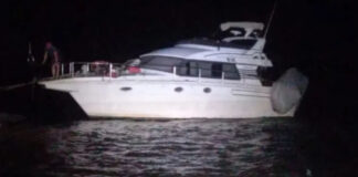 PASO DE LA PATRIA – REFLOTARON EL YATE HUNDIDO EN EL PARANÁ HACE CASI UN MES…ASÍ QUEDÓ!