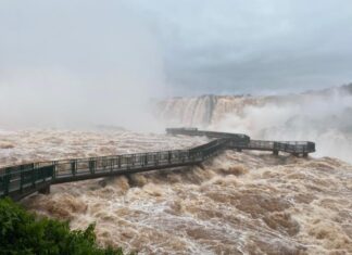 DESPUÉS DE LA CRECIDA, REABRE LAS CATARATAS DEL IGUAZÚ, PERO SEGUIRÁ CERRADA LA GARGANTA DEL DIABLO