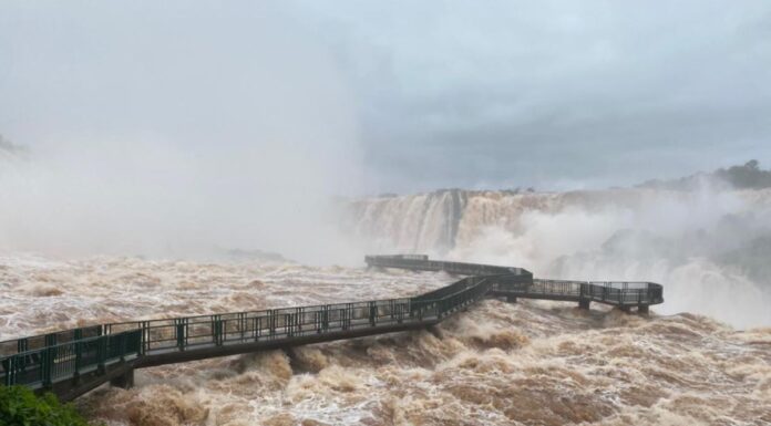DESPUÉS DE LA CRECIDA, REABRE LAS CATARATAS DEL IGUAZÚ, PERO SEGUIRÁ CERRADA LA GARGANTA DEL DIABLO