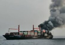 SE INFORMA QUE UN PORTACONTENEDORES SE HUNDE EN EL MAR ROJO DESPUÉS DE UN INCENDIO