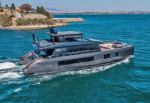 ASÍ ES EL VISION F80, UN CATAMARÁN DE LUJO CARGADO DE PANELES SOLARES