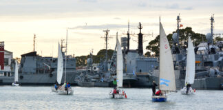 SE HUNDIÓ UN VELERO EN PUERTO BELGRANO: RESCATAN A SUS SIETE TRIPULANTES