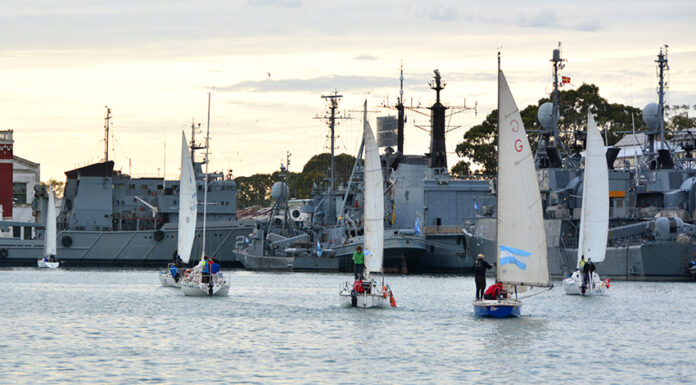 SE HUNDIÓ UN VELERO EN PUERTO BELGRANO: RESCATAN A SUS SIETE TRIPULANTES