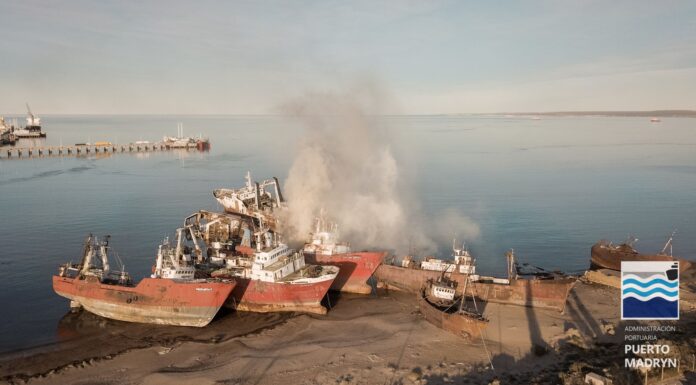 INCENDIARON DE FORMA INTENCIONAL EL BUQUE CABO BUENA ESPERANZA EN PUERTO MADRYN