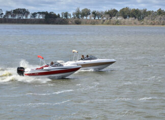 PASEOS EN LANCHA POR LAS LAGUNAS: DOS DESTINOS CON LOS MEJORES ATARDECERES DE LA PROVINCIA DE BUENOS AIRES