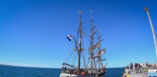 ARRIBÓ A PUERTO MADRYN EL VELERO “EUROPA” CON TURISTAS Y TRIPULANTES