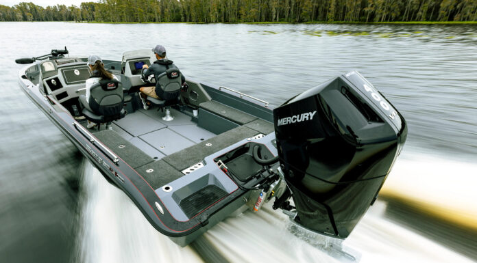 MERCURY V10 VERADO: SE REVELAN LOS NUEVOS FUERABORDAS DE 350 Y 400 HP