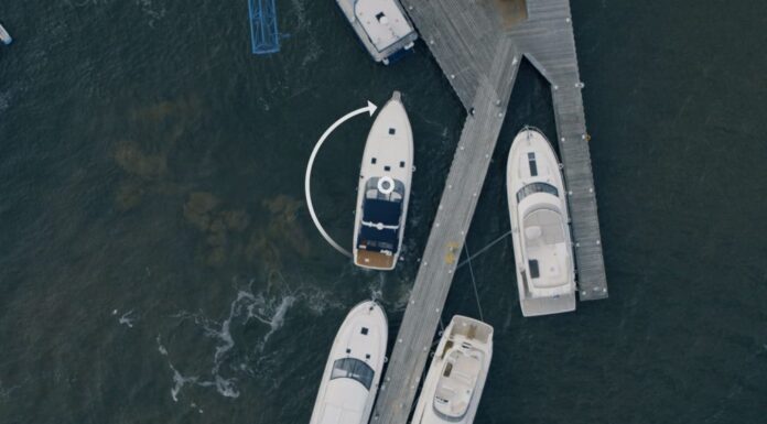VOLVO PENTA LANZÓ EL JOYSTICK DOCKING PARA EMBARCACIONES CON UN SOLO MOTOR DIÉSEL