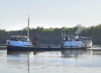 BALIZAMIENTO EN RÍO URUGUAY SE REALIZA CON BARCO Y TRIPULACIÓN ARGENTINA
