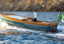 CORVETTA 24 ELÉCTRICA, LA DOLCE VITA DEL FUTURO.