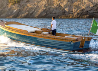 CORVETTA 24 ELÉCTRICA, LA DOLCE VITA DEL FUTURO.