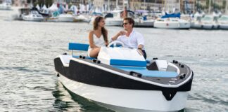 SILENT-YACHTS LANZA LA PRIMERA LICITACIÓN ELÉCTRICA