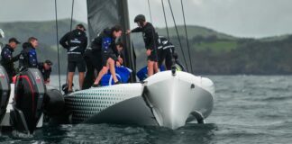 VIDEO – EMIRATES TEAM NEW ZEALAND SUFRE UN ACCIDENTE DURANTE UN ENTRENAMIENTO