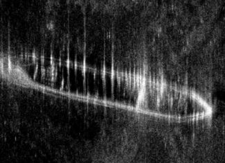 DESCUBREN UN BARCO MEDIEVAL QUE PODRÍA TENER HASTA 700 AÑOS HUNDIDO EN EL LAGO MAYOR DE NORUEGA