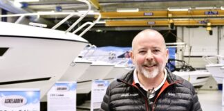 EL PRESIDENTE DE ASKELADDEN DESAFÍA A LOS FABRICANTES DE MOTORES FUERA DE BORDA DEL MUNDO