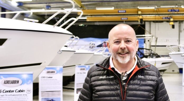 EL PRESIDENTE DE ASKELADDEN DESAFÍA A LOS FABRICANTES DE MOTORES FUERA DE BORDA DEL MUNDO