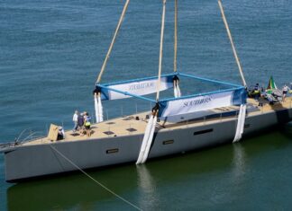 SOUTHERN WIND LANZA EL PRIMER VELERO CON PROPULSIÓN HÍBRIDA
