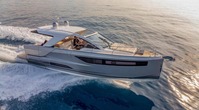 JEANNEAU DB/43, UN DAY BOAT QUE APUNTA A LA EXCELENCIA