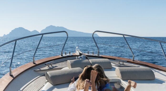 DESTINOS DE YATES: COSTA DE SORRENTO E ISLA DE CAPRI