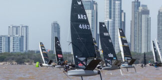 SE COMPLETÓ AYER EL TERCER DÍA DE REGATAS EN EL MUNDIAL DE LA CLASE MOTH EN EL RÍO DE LA PLATA