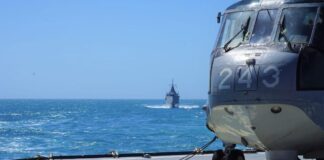 LOS HELICÓPTEROS SEA KING YA SE ENCUENTRAN A BORDO  DEL ROMPEHIELOS ALMIRANTE IRIZAR PARA PARTICIPAR DE LA CAMPAÑA ANTÁRTICA 2022/2023