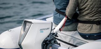 BRUNSWICK LANZA MOTOR FUERA DE BORDA Y BARCOS ELÉCTRICOS EN EL CES