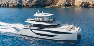 CATAMARANES – PRESTIGE M8, EL CRUCERO PERFECTO PARA UNAS VACACIONES CON UN GRAN LIFESTYLE