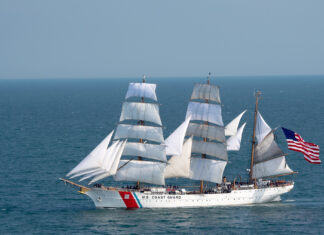 LA HISTORIA DEL USCGC EAGLE, EL BARCO-ESCUELA NAZI QUE TERMINÓ CONVIRTIENDOSÉ EN UN VELERO GUARDACOSTA