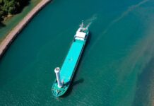 Las velas vuelven a los barcos para propulsar la eficiencia energética