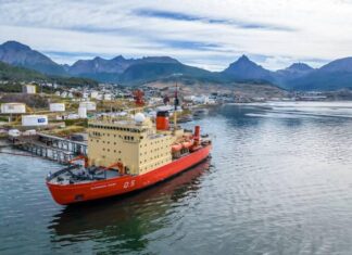 EL ROMPEHIELOS ARA “ALMIRANTE IRIZAR” FINALIZÓ LA PRIMERA ETAPA DE LA CAMPAÑA ANTÁRTICA DE VERANO